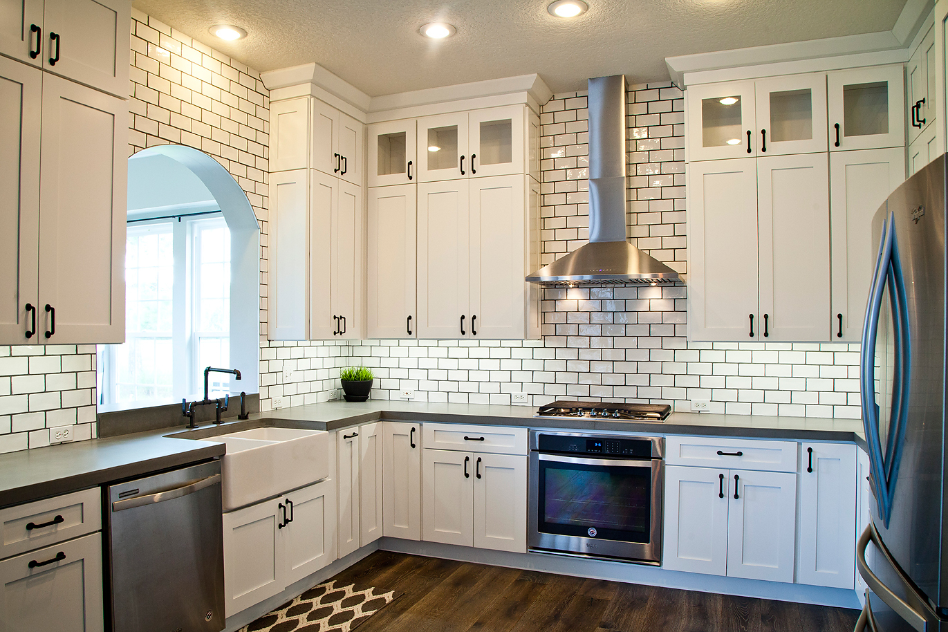 Natural Gray Wrap Around Kitchen